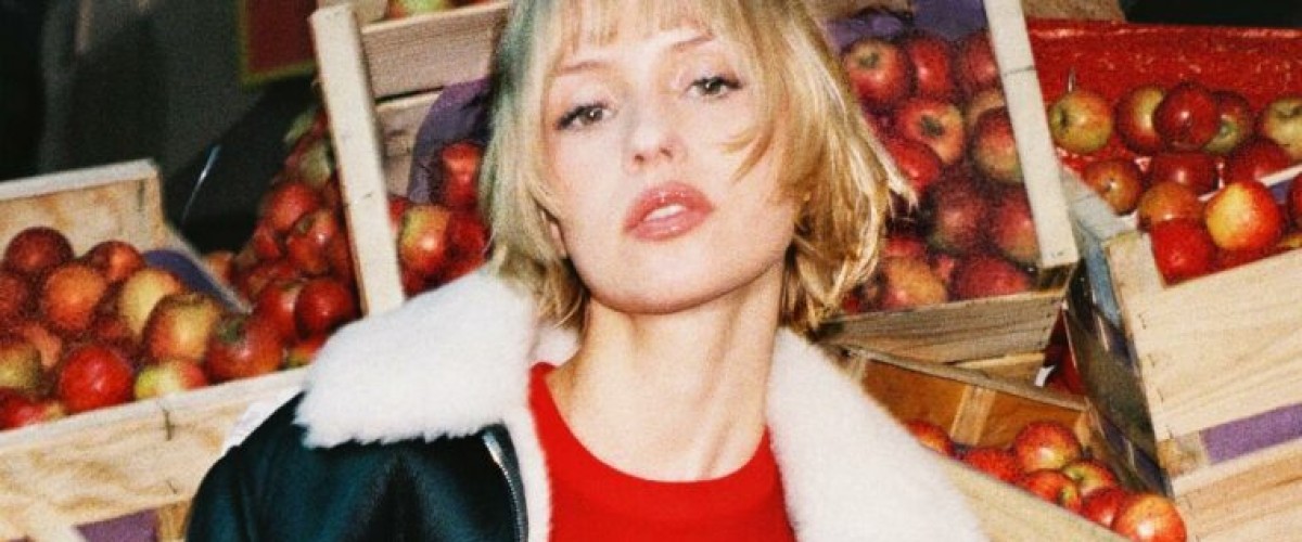 Angèle de retour avec JUSTICE